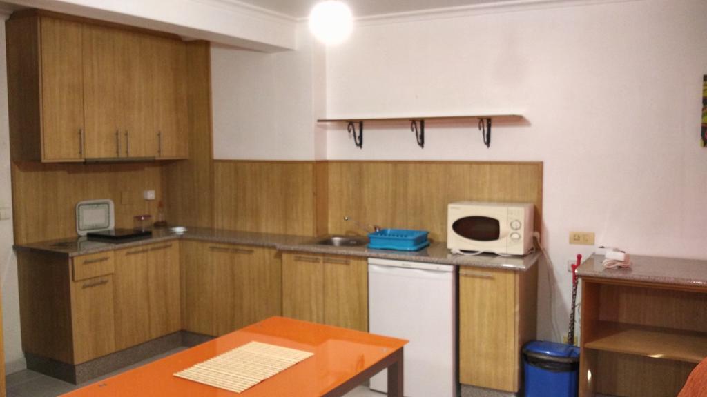 Apartamentos Ферол Екстериор снимка