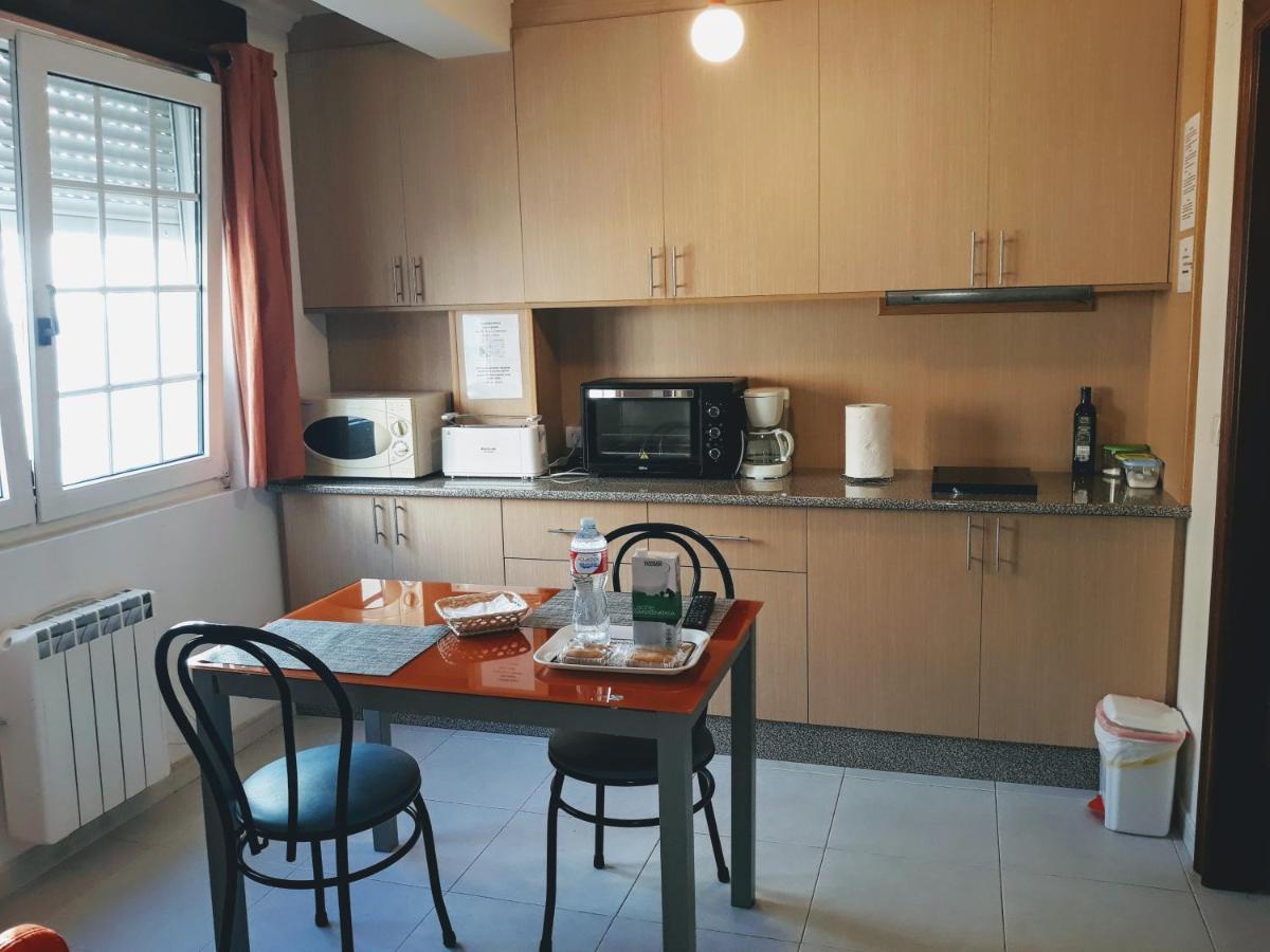 Apartamentos Ферол Екстериор снимка